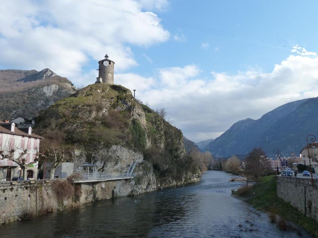 Hotel Le Bellevue Tarascon-sur-Ariege Exterior photo